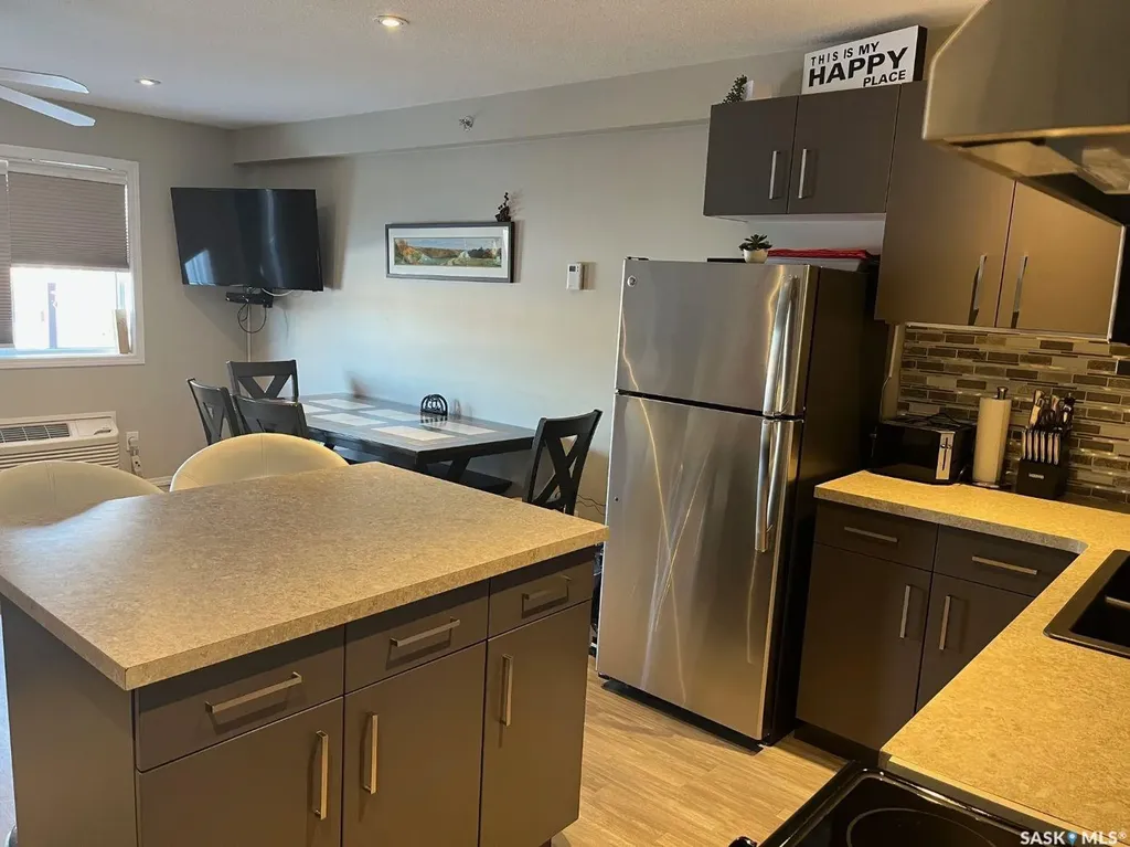 1250 Aaro Avenue Elbow SK S0H 1J0