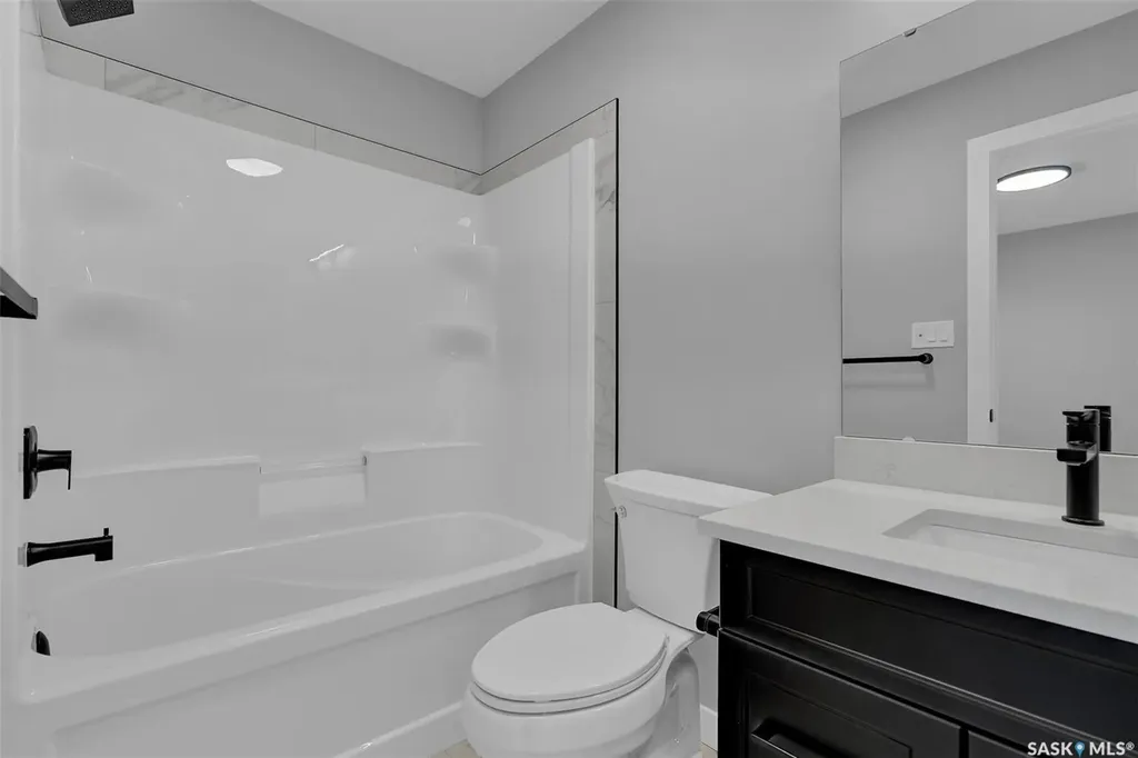 4327 Wild Rose Drive Regina SK S4V 3V6