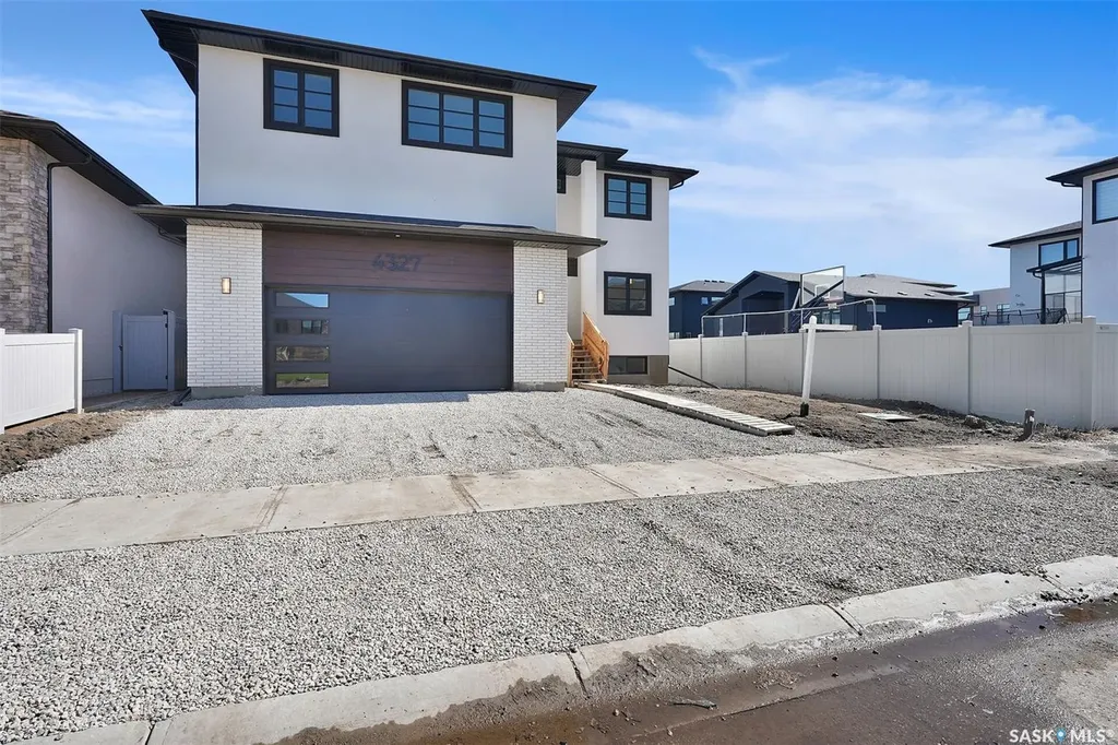 4327 Wild Rose Drive Regina SK S4V 3V6