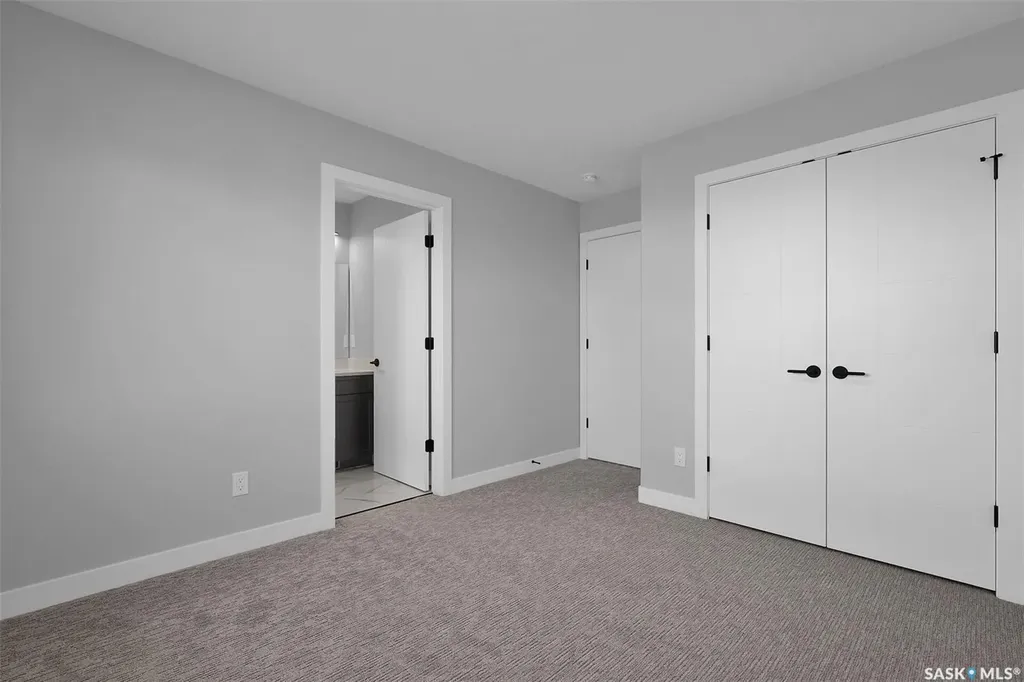 4327 Wild Rose Drive Regina SK S4V 3V6