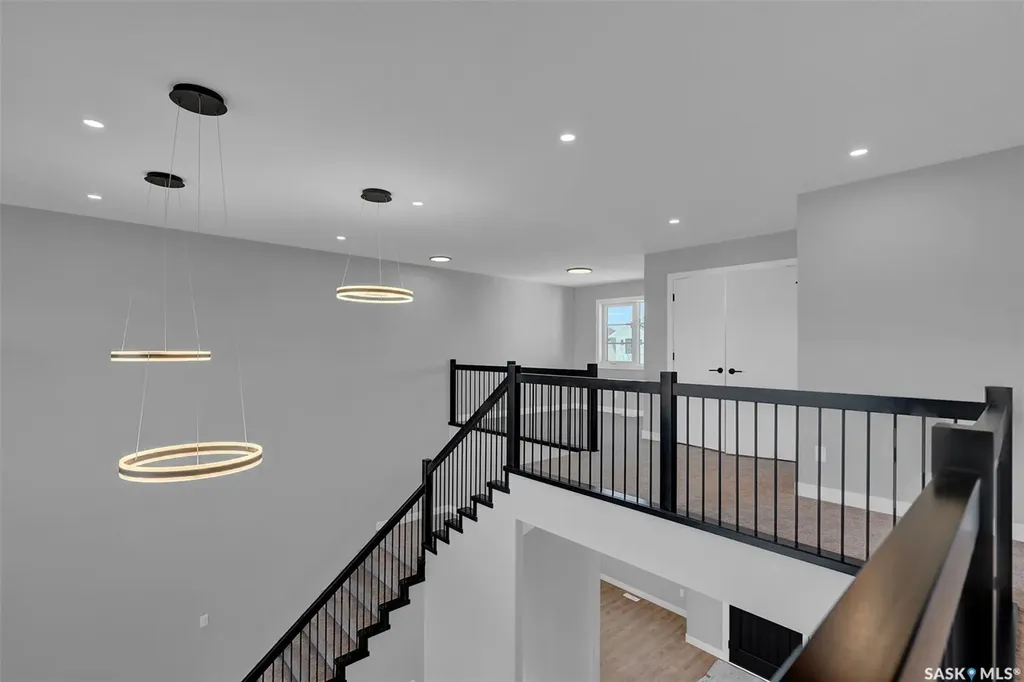 4327 Wild Rose Drive Regina SK S4V 3V6