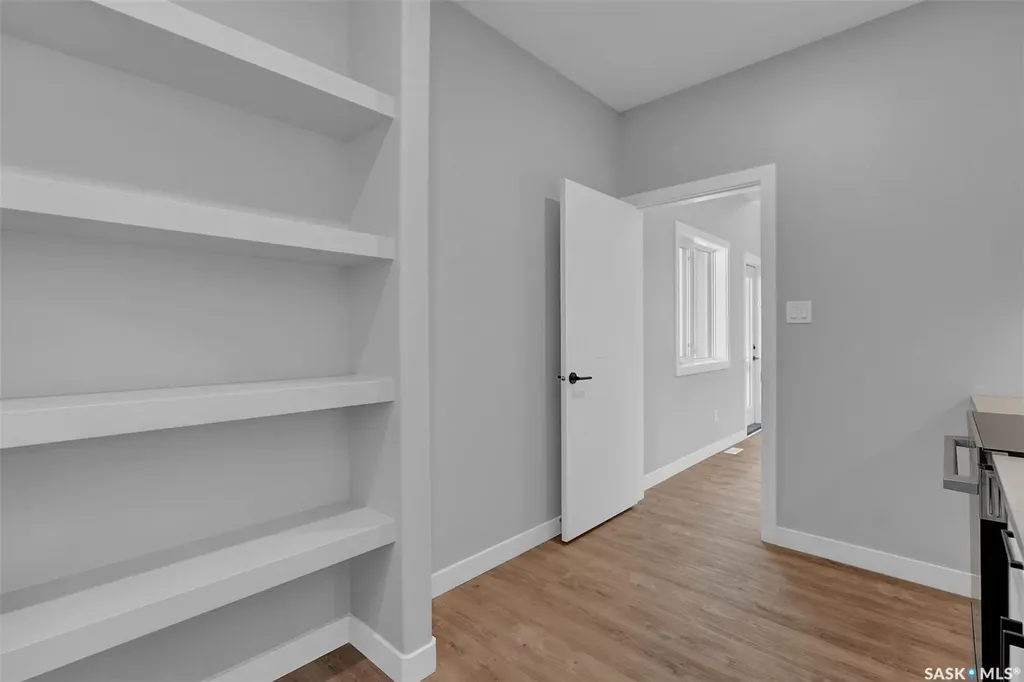 4327 Wild Rose Drive Regina SK S4V 3V6