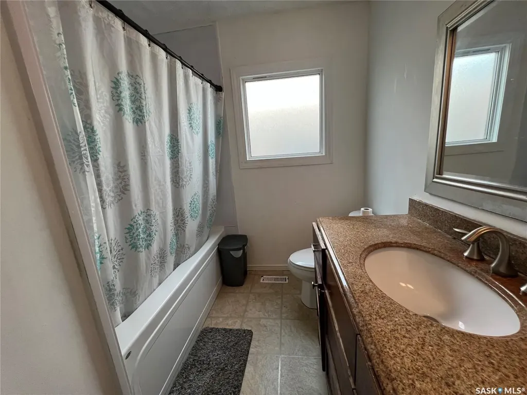 405 York Street Regina SK S4R 4W7