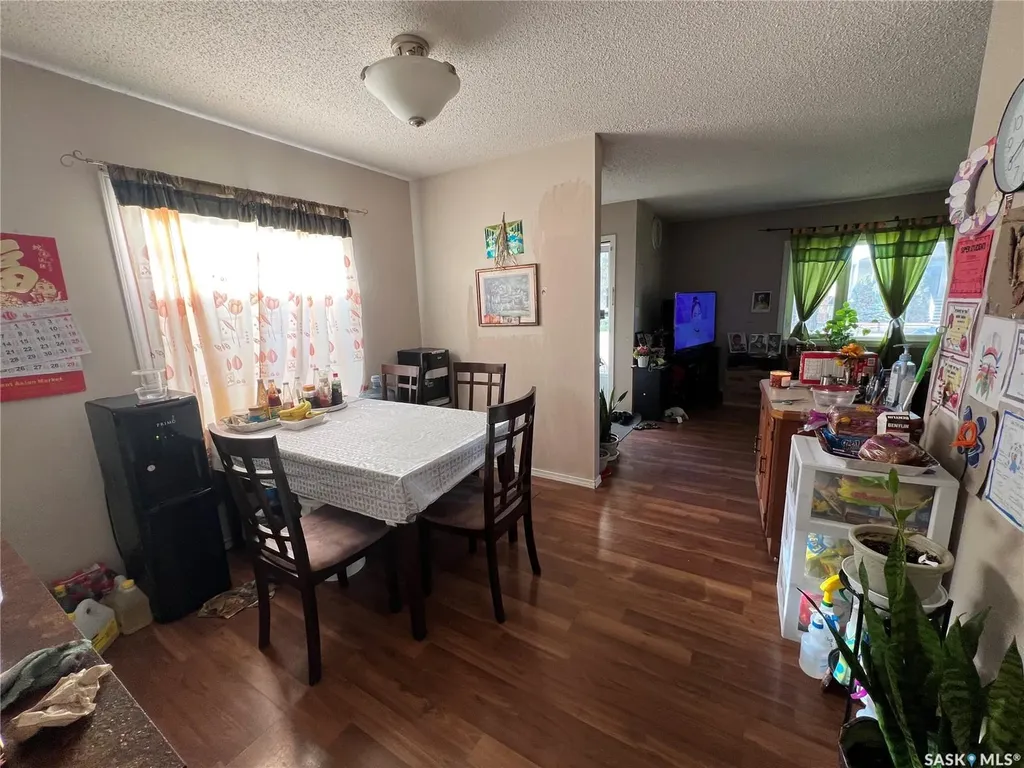 405 York Street Regina SK S4R 4W7