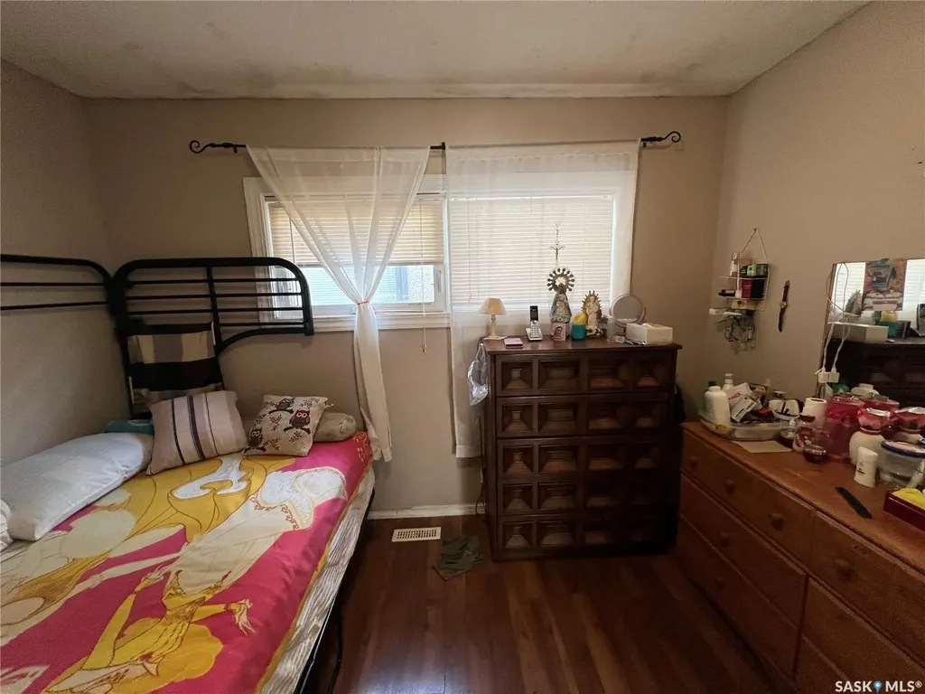 405 York Street Regina SK S4R 4W7