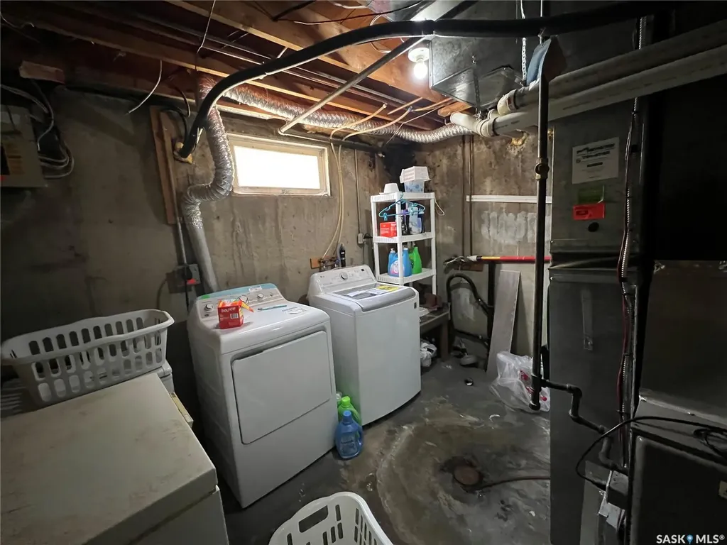 405 York Street Regina SK S4R 4W7
