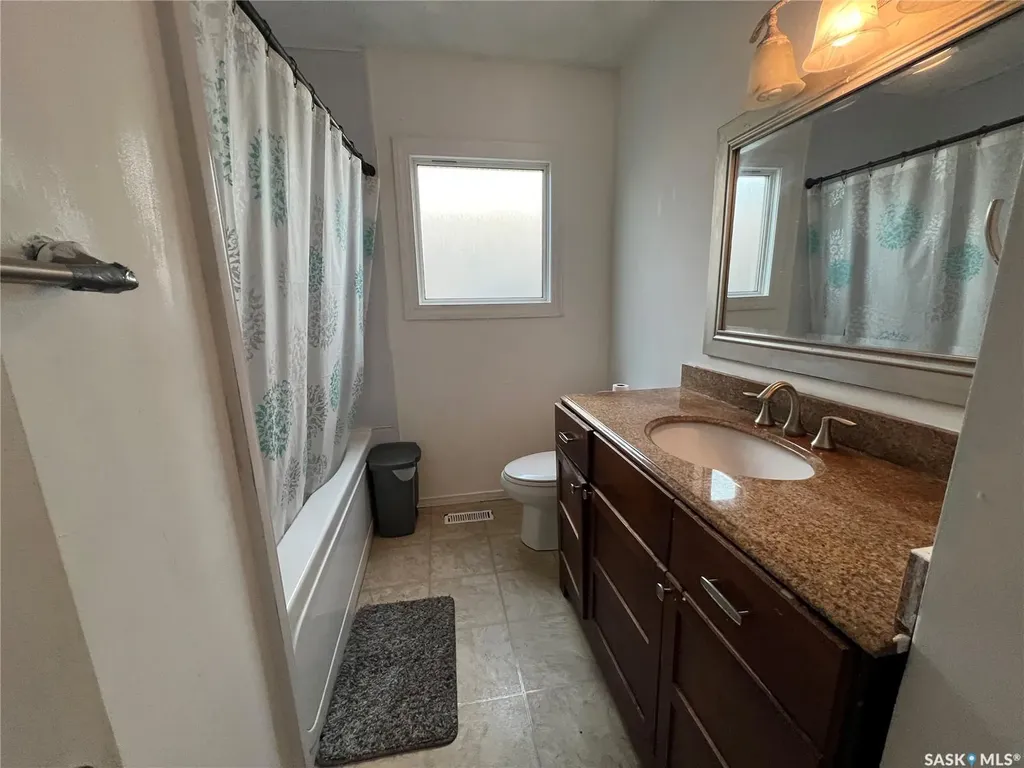 405 York Street Regina SK S4R 4W7