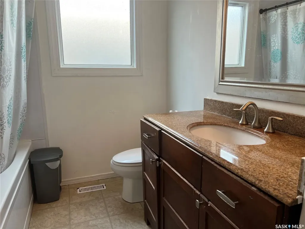 405 York Street Regina SK S4R 4W7