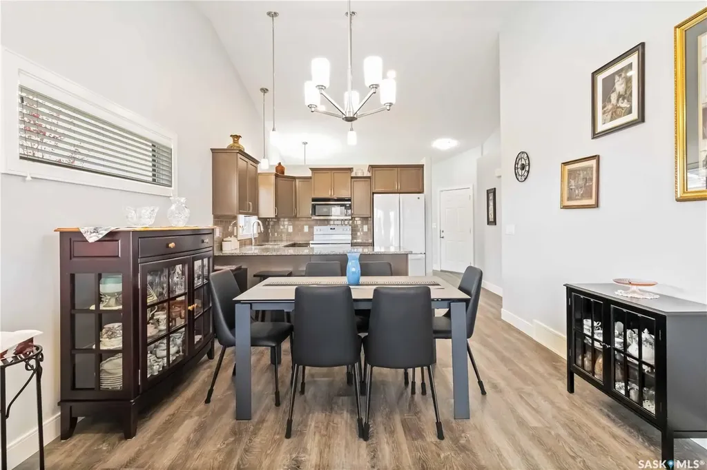 3214 11th Street Saskatoon SK S7M 5G3