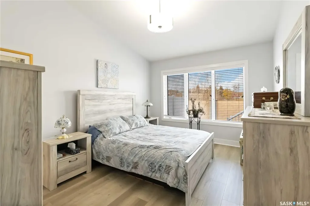 3214 11th Street Saskatoon SK S7M 5G3