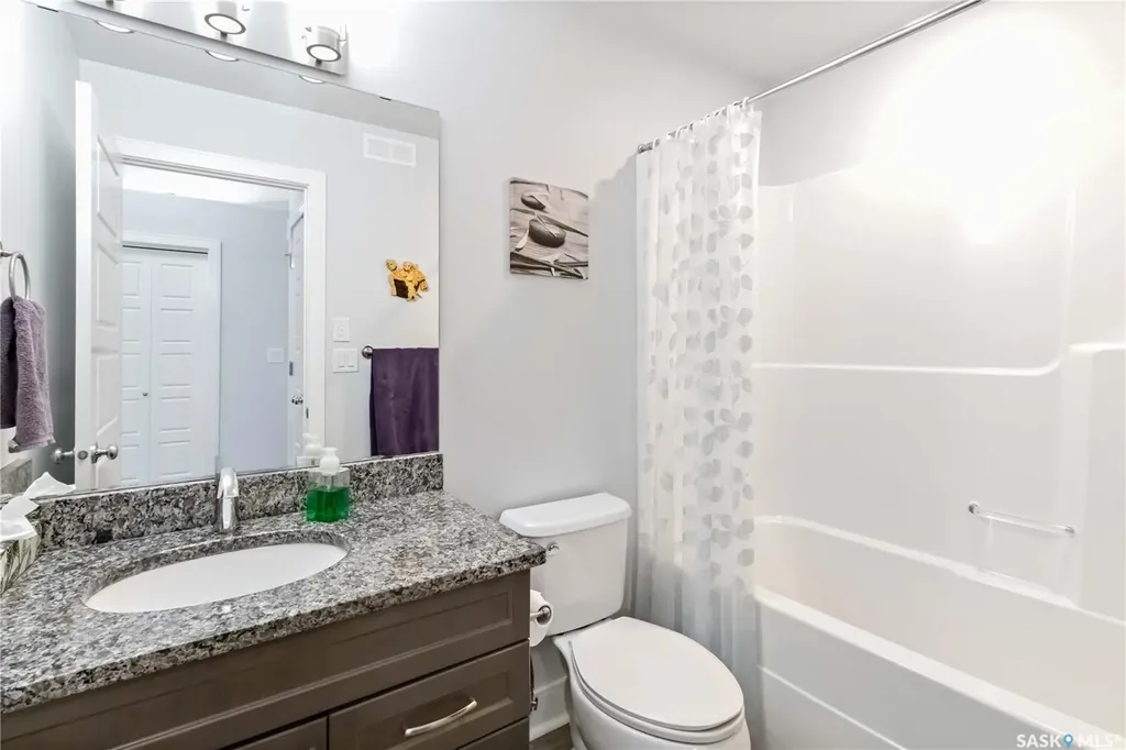 3214 11th Street Saskatoon SK S7M 5G3