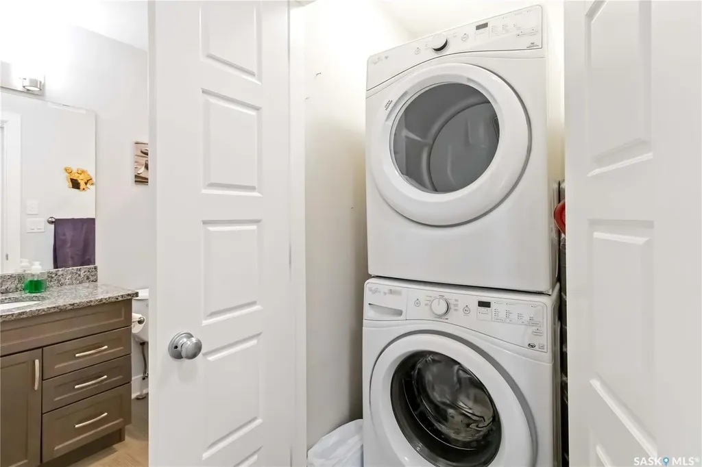 3214 11th Street Saskatoon SK S7M 5G3