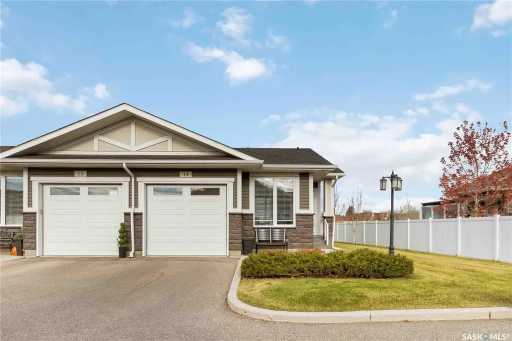 3214 11th Street Saskatoon SK S7M 5G3