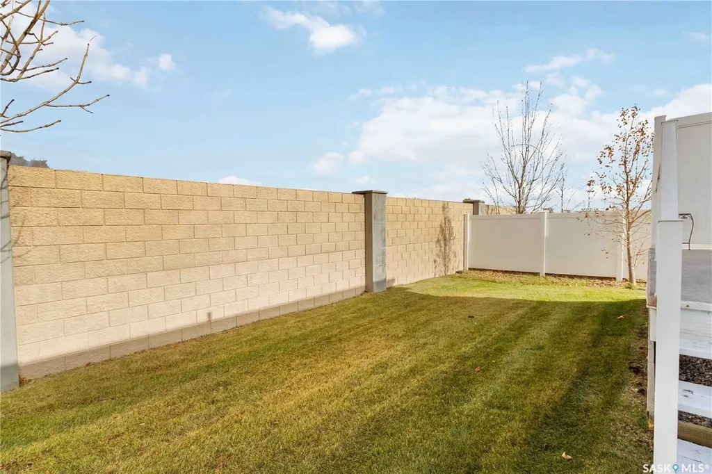 3214 11th Street Saskatoon SK S7M 5G3