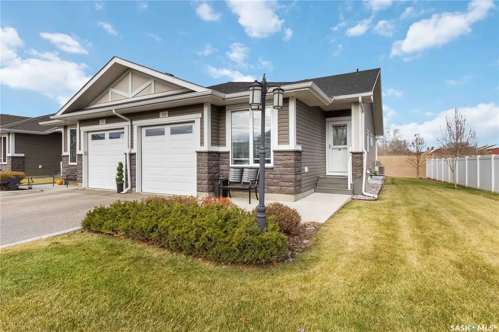 3214 11th Street Saskatoon SK S7M 5G3