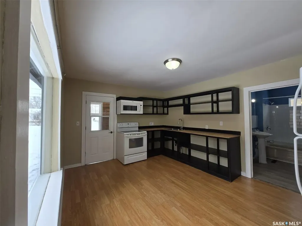 309 3rd Street W Wilkie SK S0K 4W0