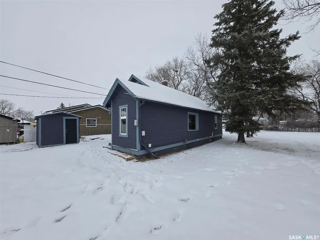 309 3rd Street W Wilkie SK S0K 4W0