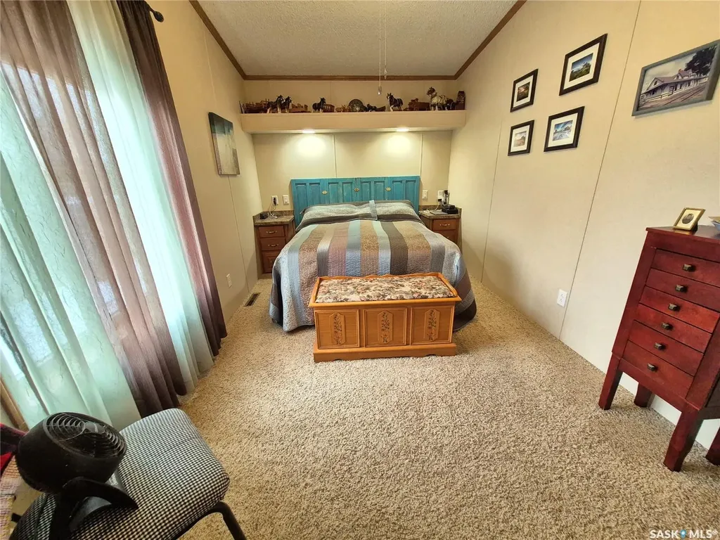 4425 Access Road Halbrite SK S0C 1H0
