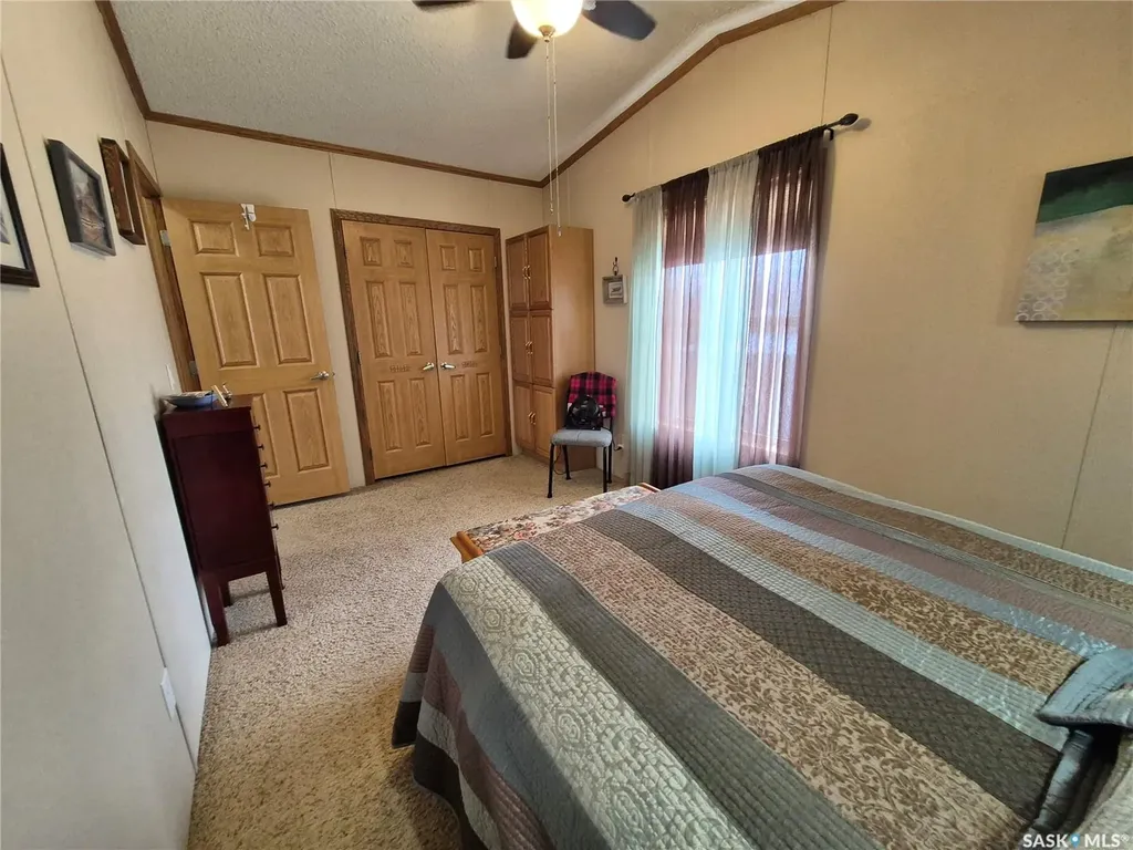 4425 Access Road Halbrite SK S0C 1H0