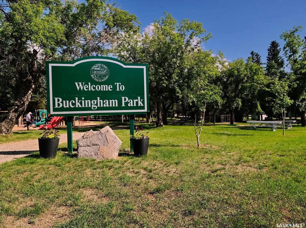 304 2nd Avenue E Biggar SK S0K 0M0