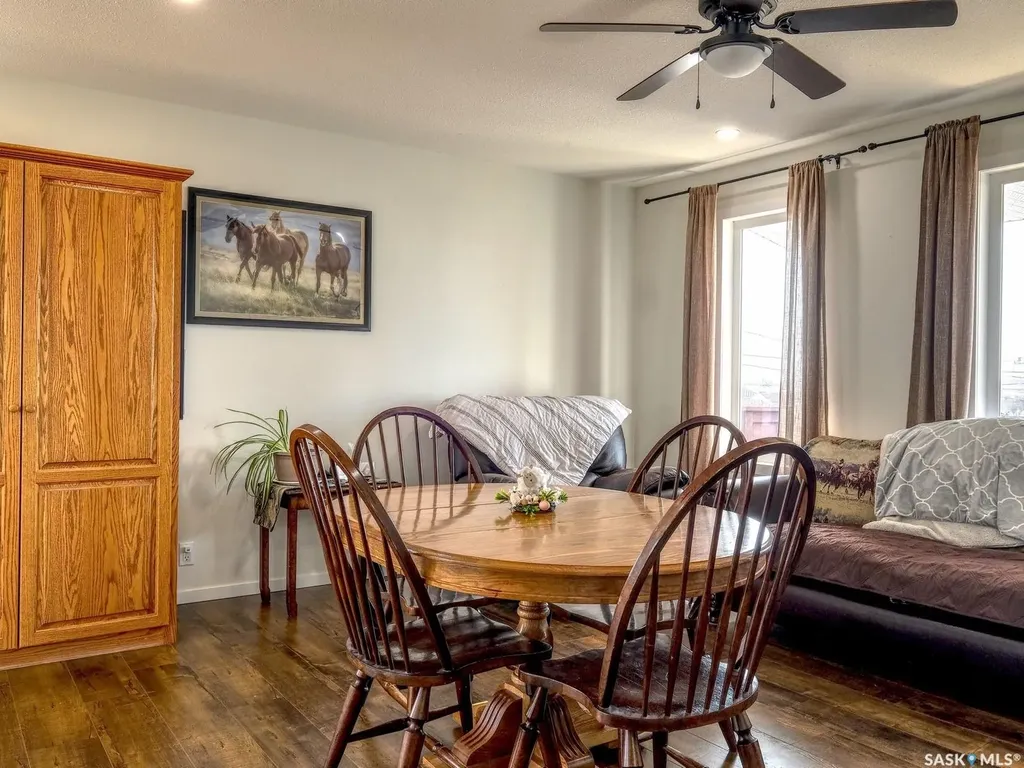 304 2nd Avenue E Biggar SK S0K 0M0