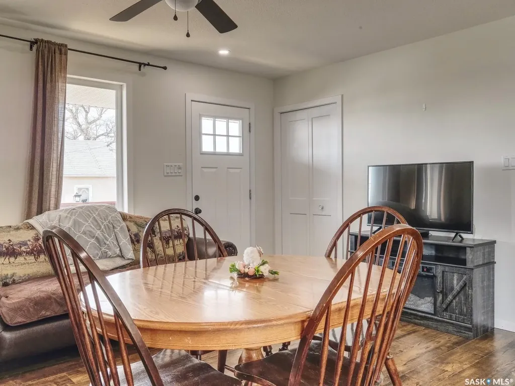 304 2nd Avenue E Biggar SK S0K 0M0