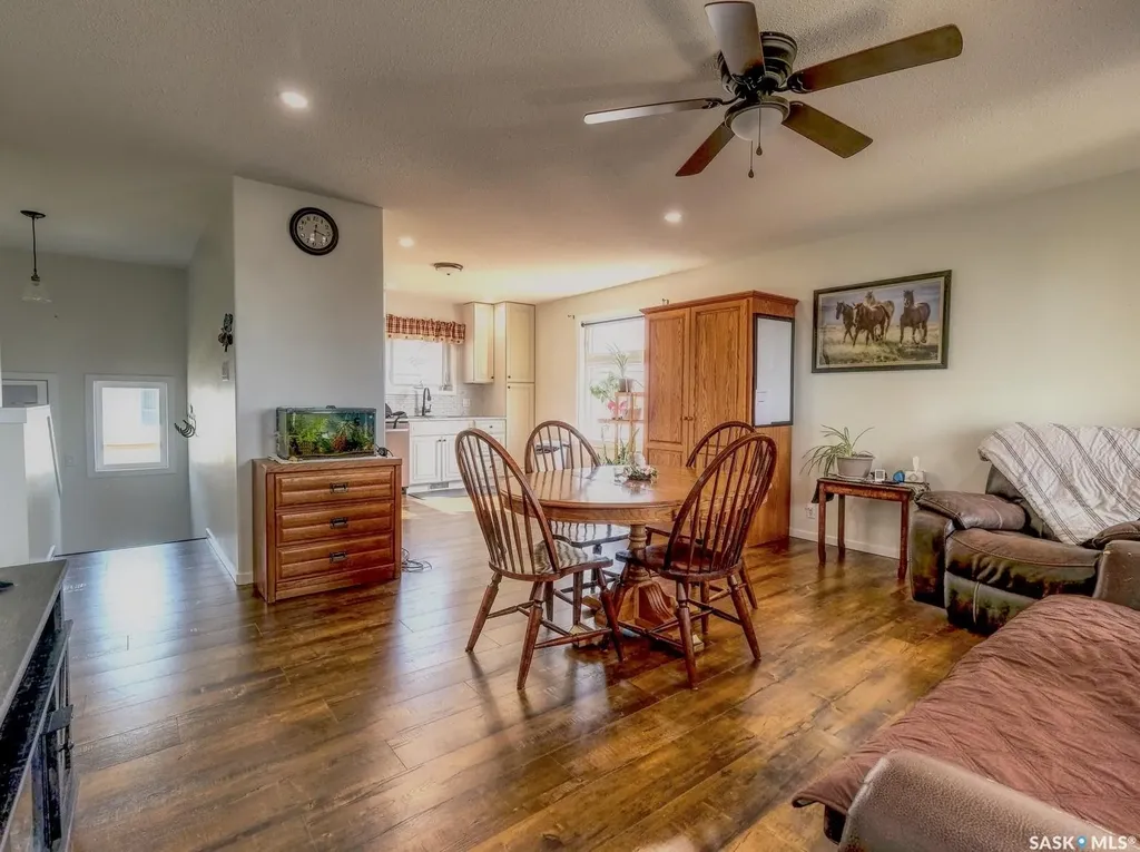 304 2nd Avenue E Biggar SK S0K 0M0