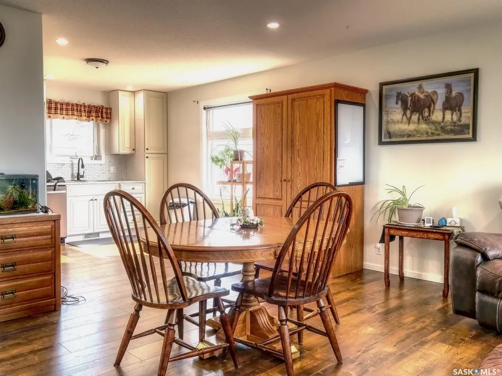 304 2nd Avenue E Biggar SK S0K 0M0