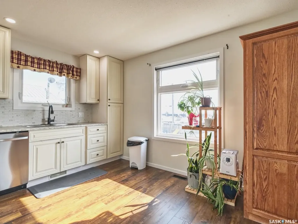 304 2nd Avenue E Biggar SK S0K 0M0