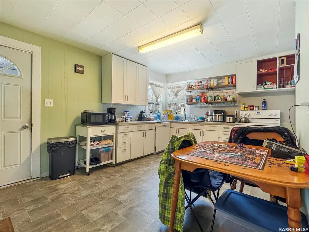 1441 103rd Street North Battleford SK S9A 1L2