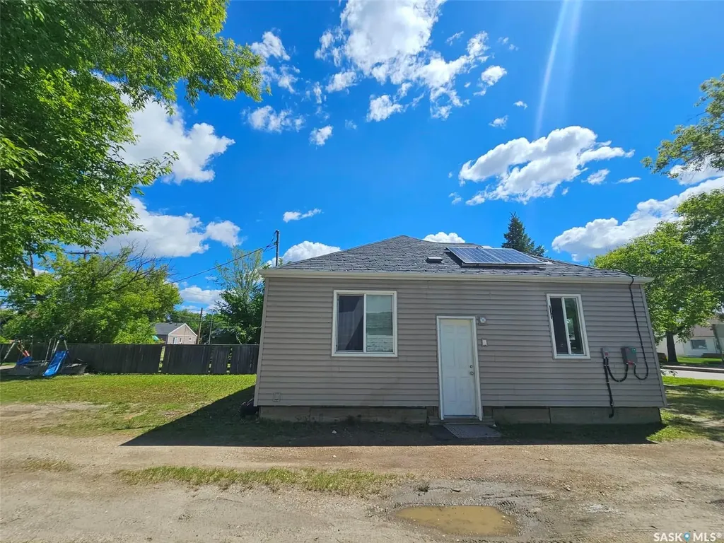 201 Broadway Street W Yorkton SK S3N 0M8