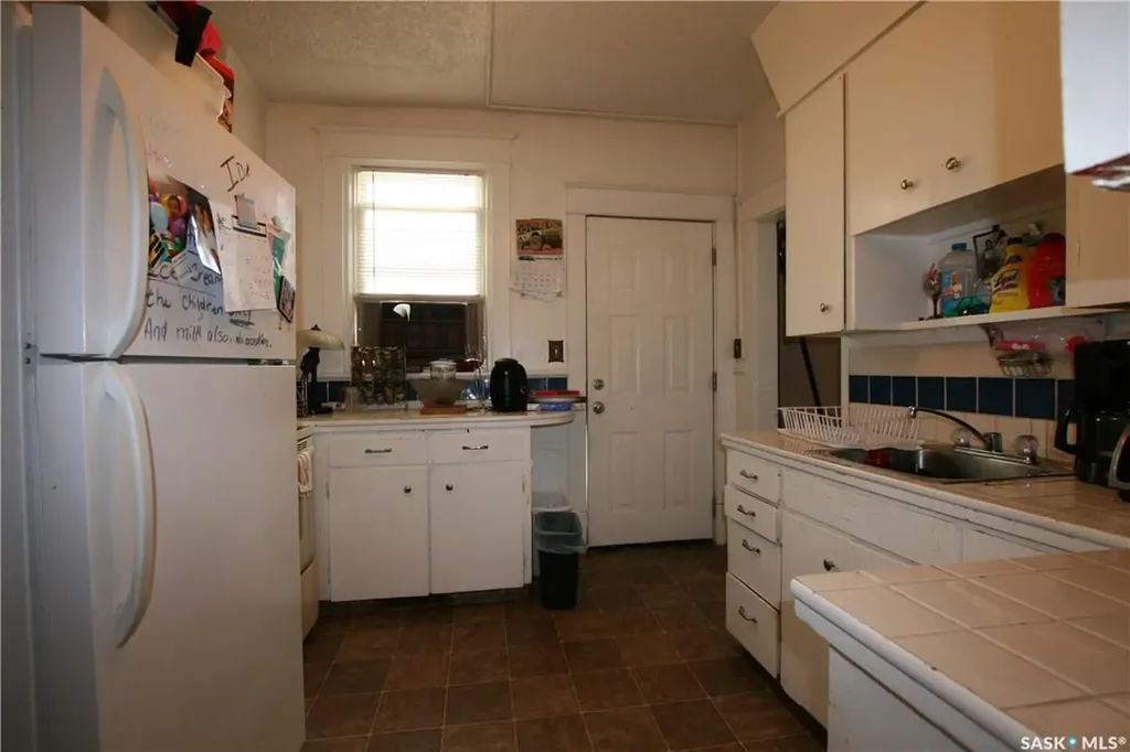 1441 Argyle Street Regina SK S4T 3S2