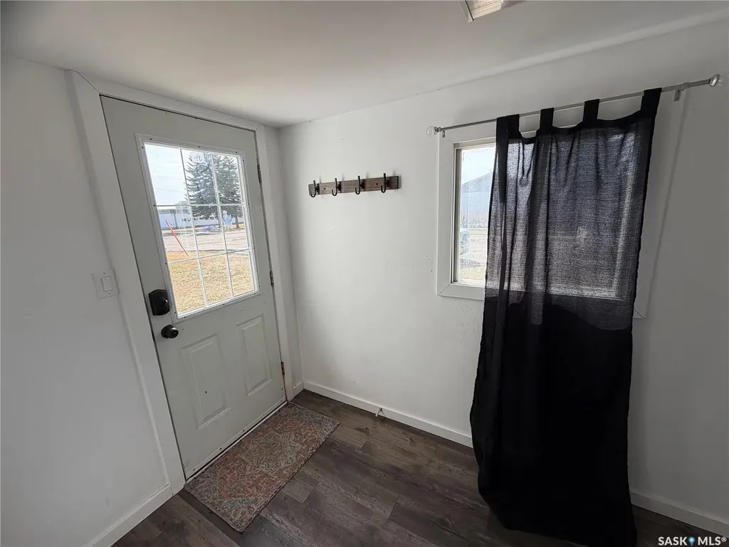 220 4th Street E Carnduff SK S0C 0S0
