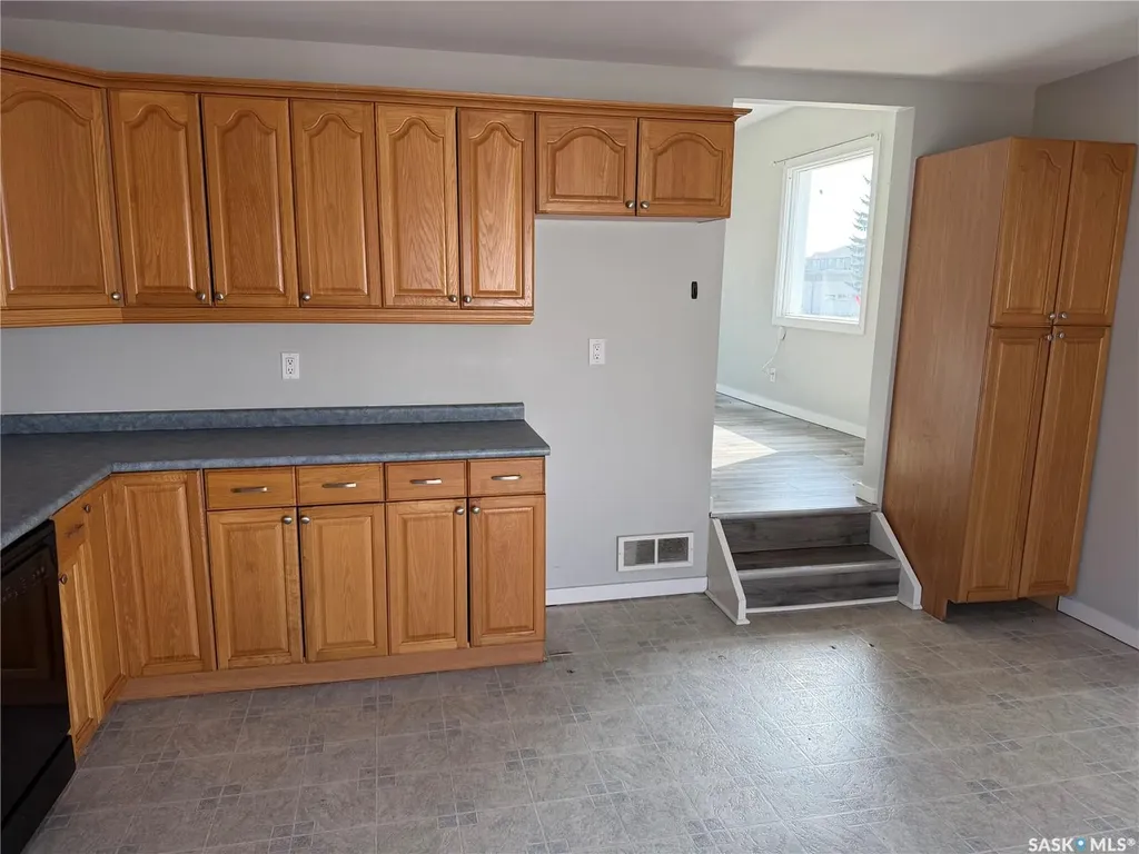 220 4th Street E Carnduff SK S0C 0S0