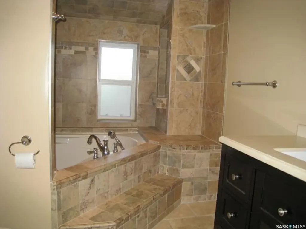 1437 Argyle Street Regina SK S4T 3S2