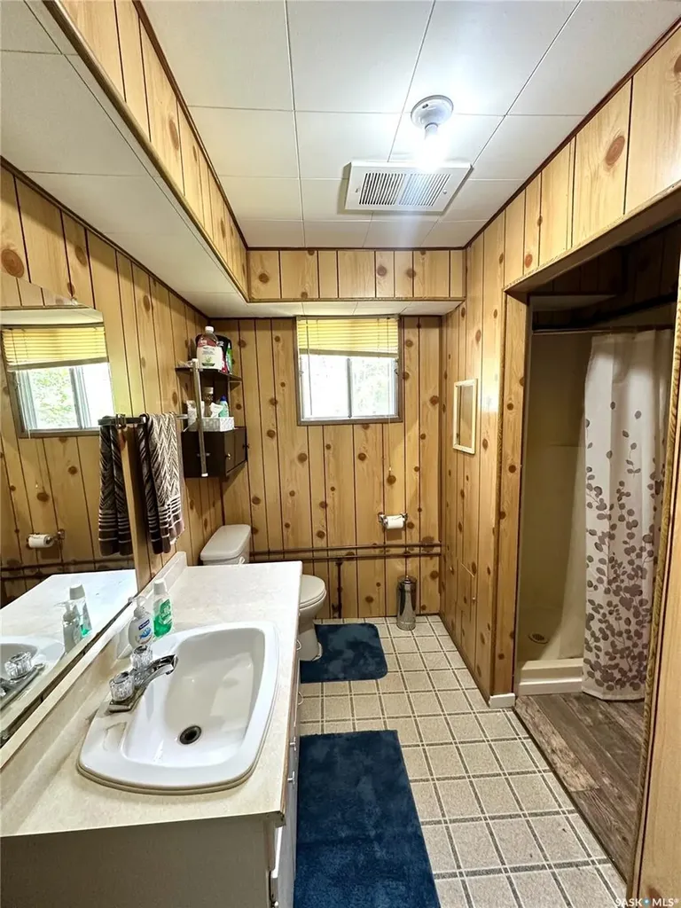 122 Pine Street Chitek Lake SK S0J 0L0