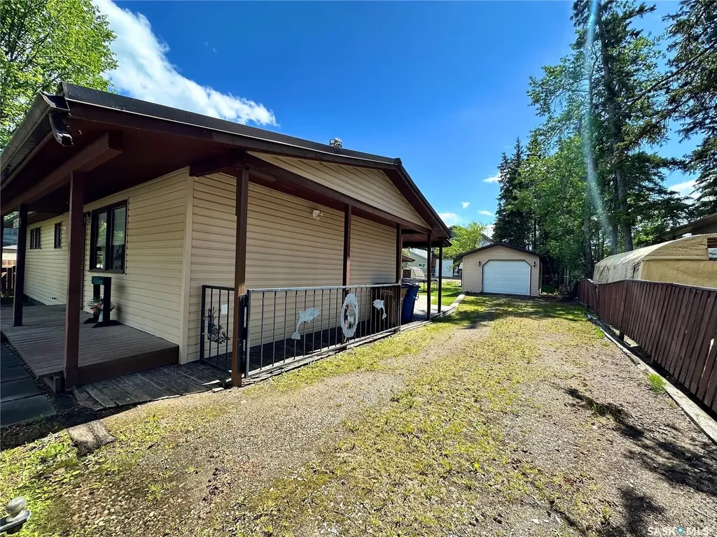 122 Pine Street Chitek Lake SK S0J 0L0