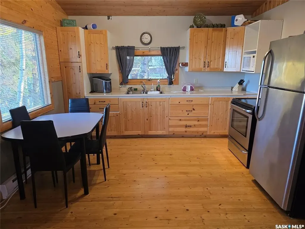 207 Pine Drive Tobin Lake SK S0E 1E0