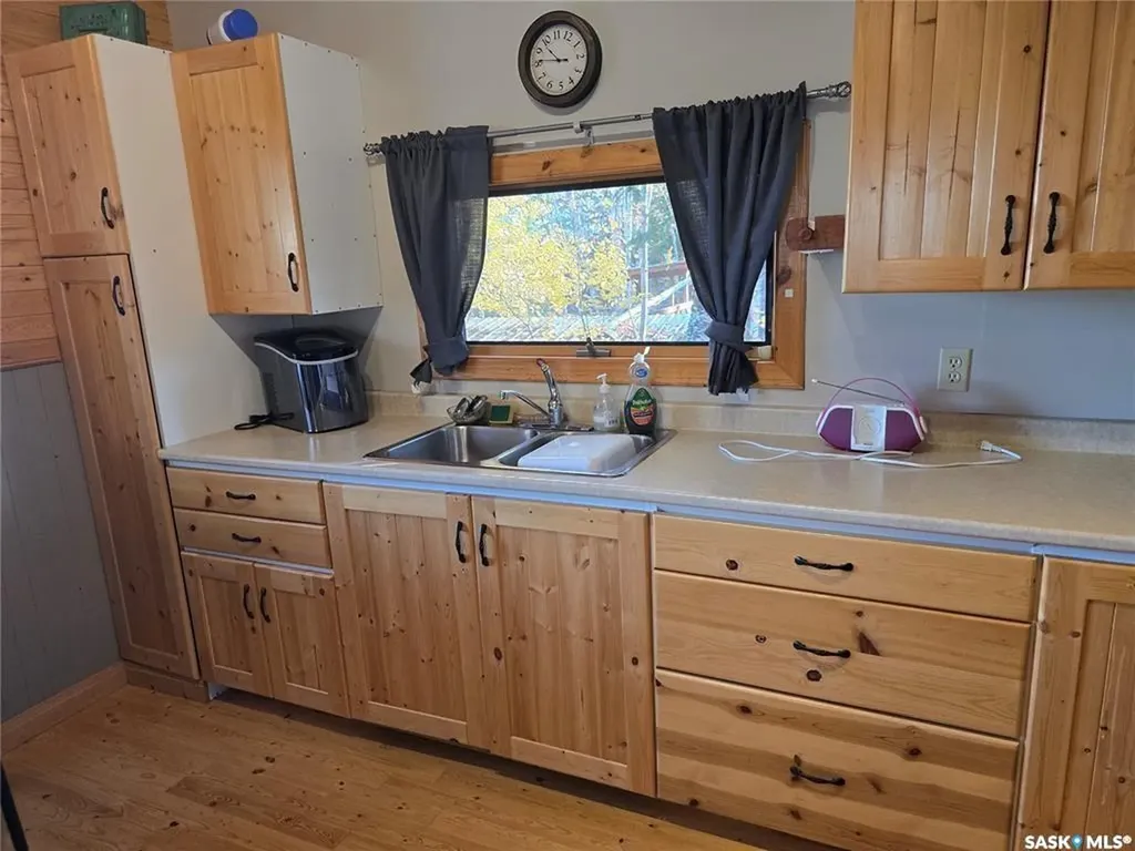 207 Pine Drive Tobin Lake SK S0E 1E0