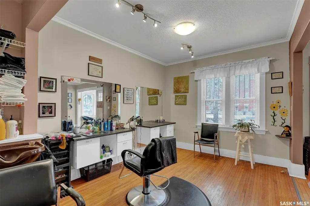 3230 13th Avenue Regina SK S4T 1P4