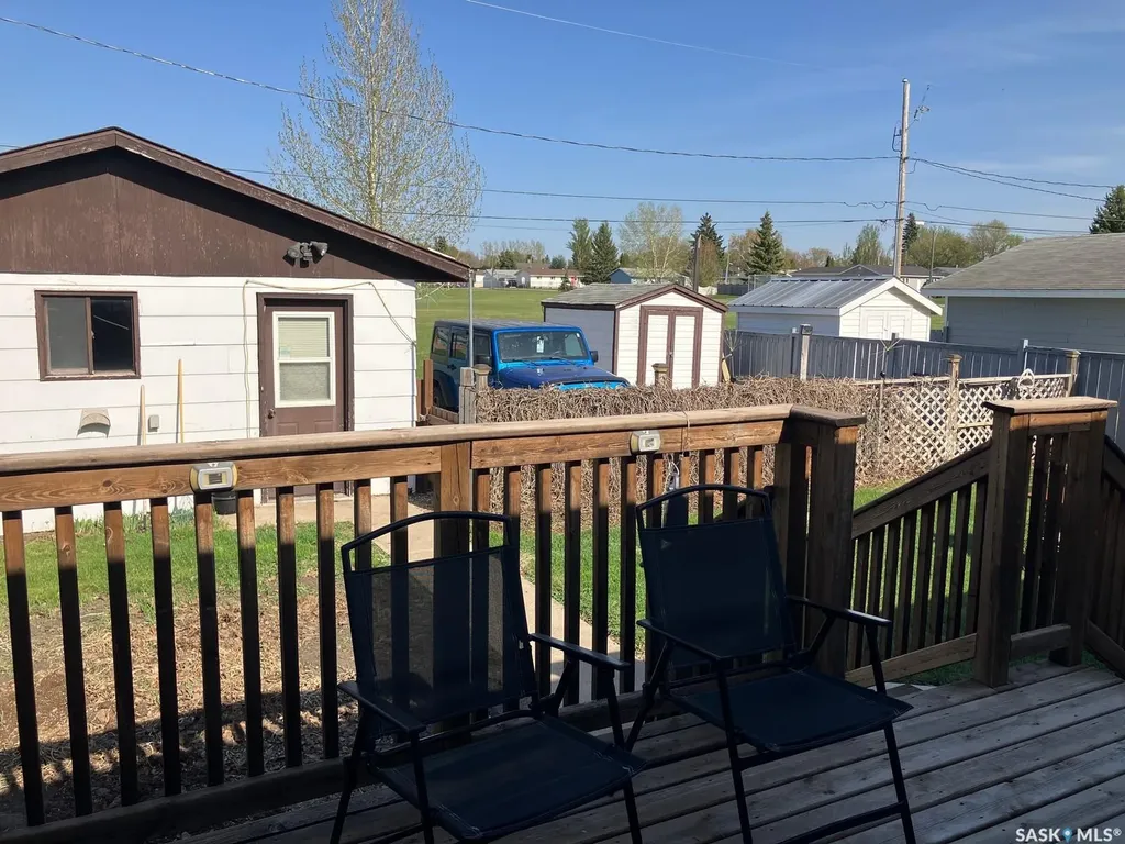 1103 3rd Street W Nipawin SK S0E 1E0