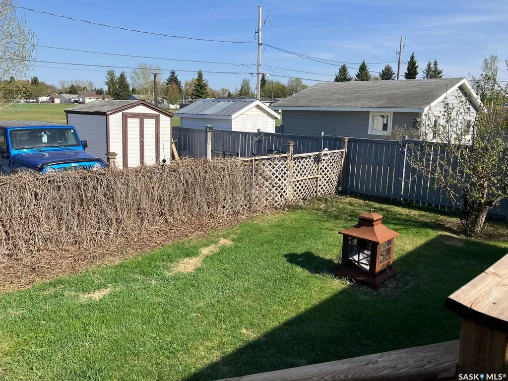 1103 3rd Street W Nipawin SK S0E 1E0