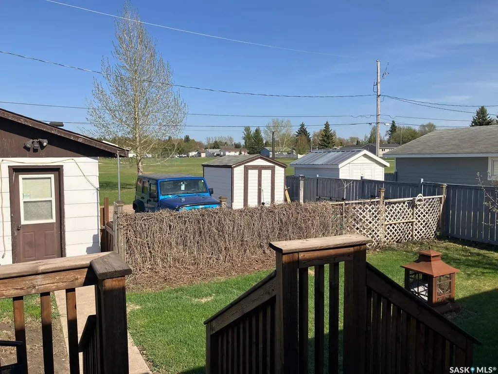 1103 3rd Street W Nipawin SK S0E 1E0