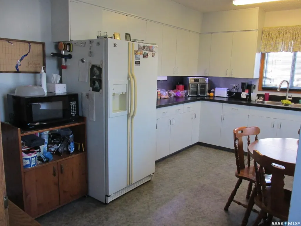 1103 3rd Street W Nipawin SK S0E 1E0