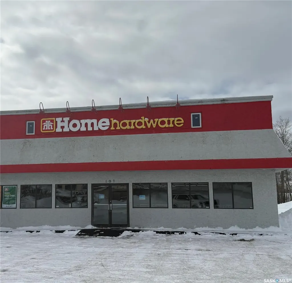 107 & 116 Brown Street La Ronge SK S0J 1L0