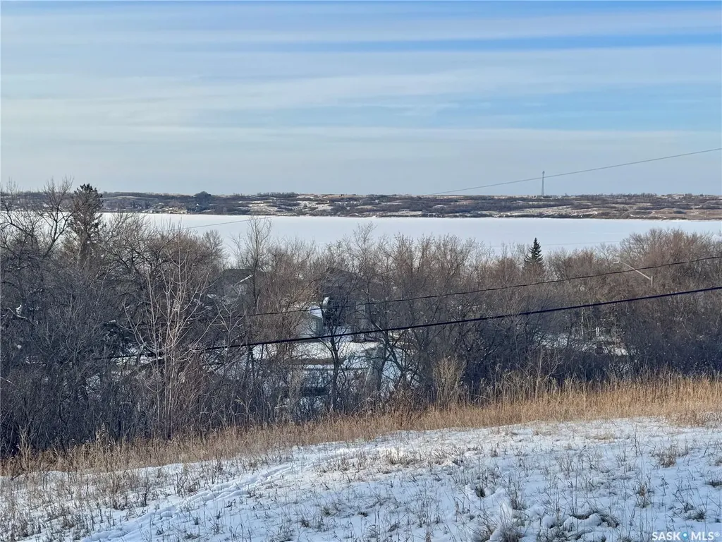 338 Green Avenue Regina Beach SK S0G 4C0
