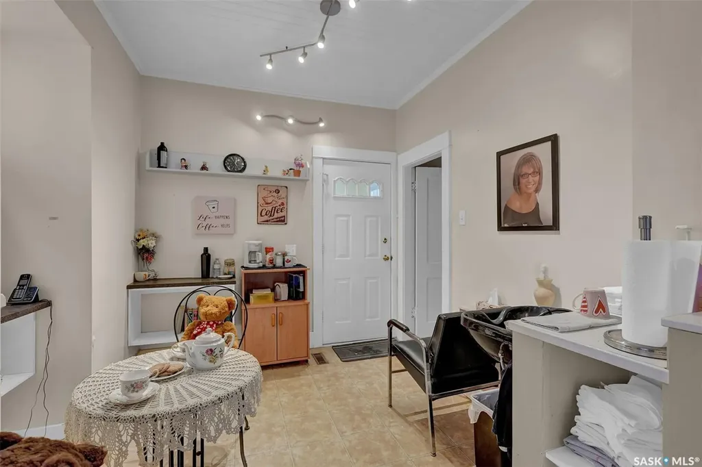 3230 13th Avenue Regina SK S4T 1P4