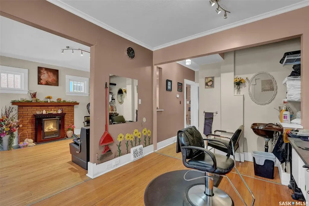 3230 13th Avenue Regina SK S4T 1P4