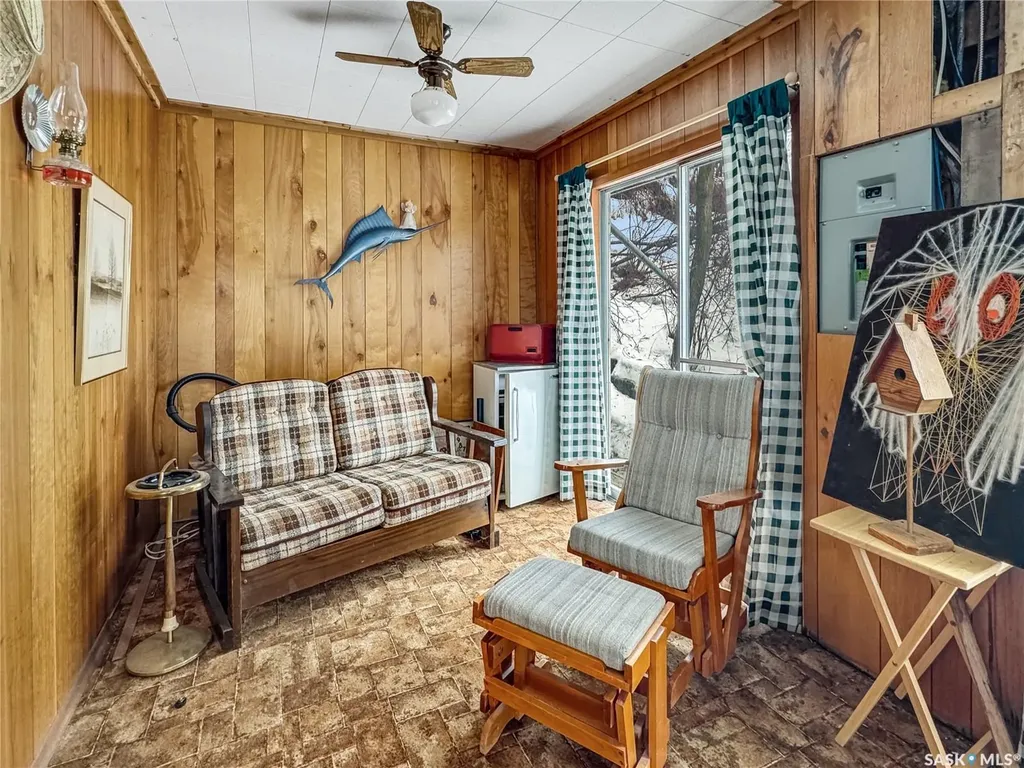 8591 Hunts Cove Crescent Cochin SK S0M 0L0