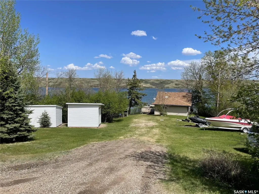 1220 Tatanka Drive Sun Valley SK S0G 1P0